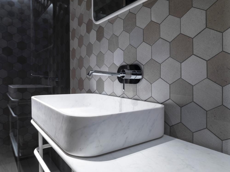 World Hexagon Texture Grey L'Antic Colonial 30,5x30,5 mozaika kamienna