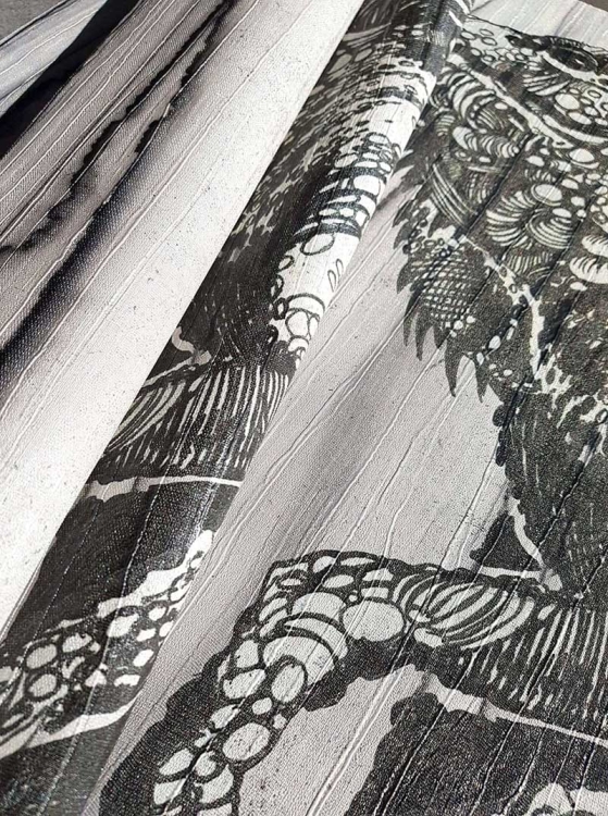 Iguana szara tapeta na fizelinie ze zwierzęcym motywem jaszczurki