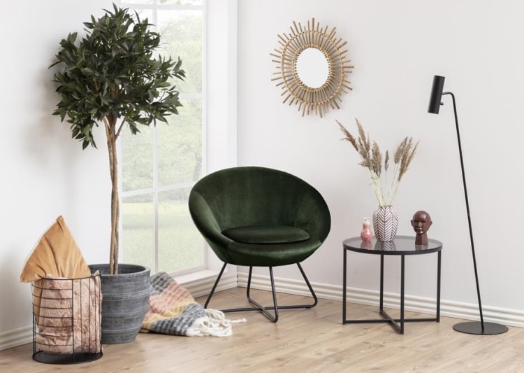 Minimalistyczny LOFTOWY stolik kawowy ze szklanym blatem i czarną metalową podstawą Kross