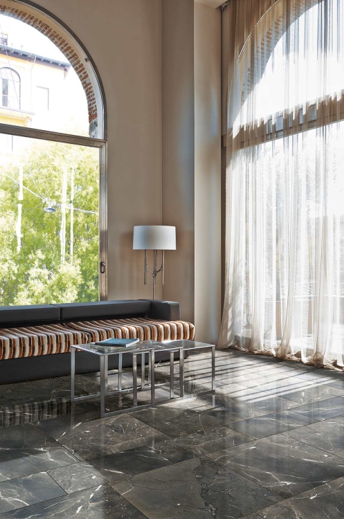 Cerim Timeless Black Deep 60x60 włoskie płytki gresowe imitujące marmur