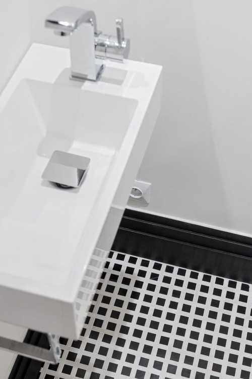 Pure Black BW02 czarno-biała mozaika uniwersalna kamienna