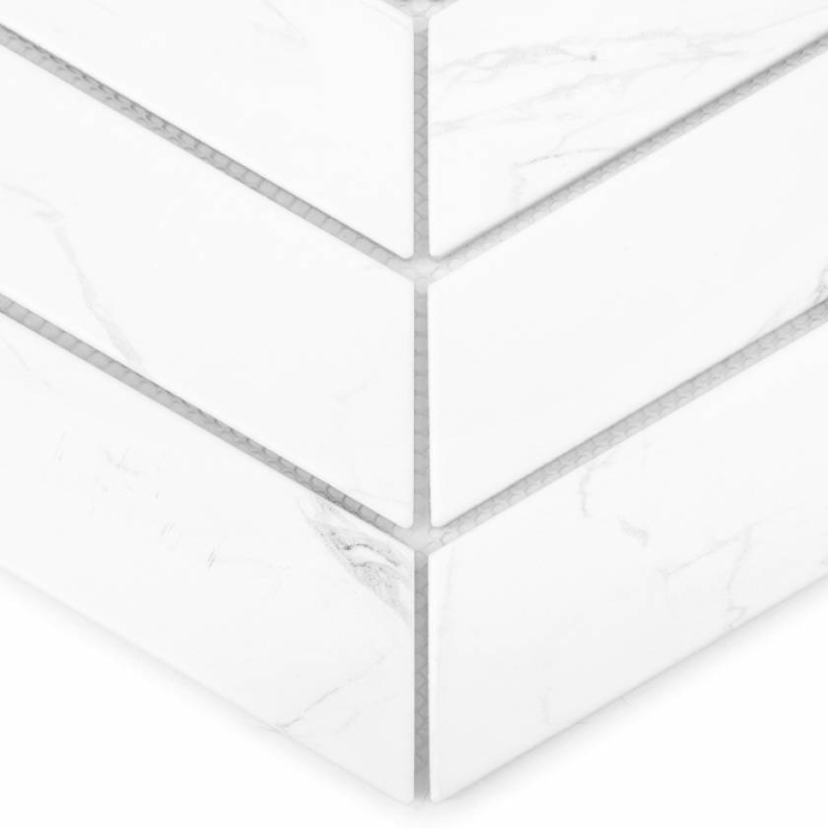 Royal Chevron Carrara Matt marmurowa mozaika jodełka uniwersalna szewrony