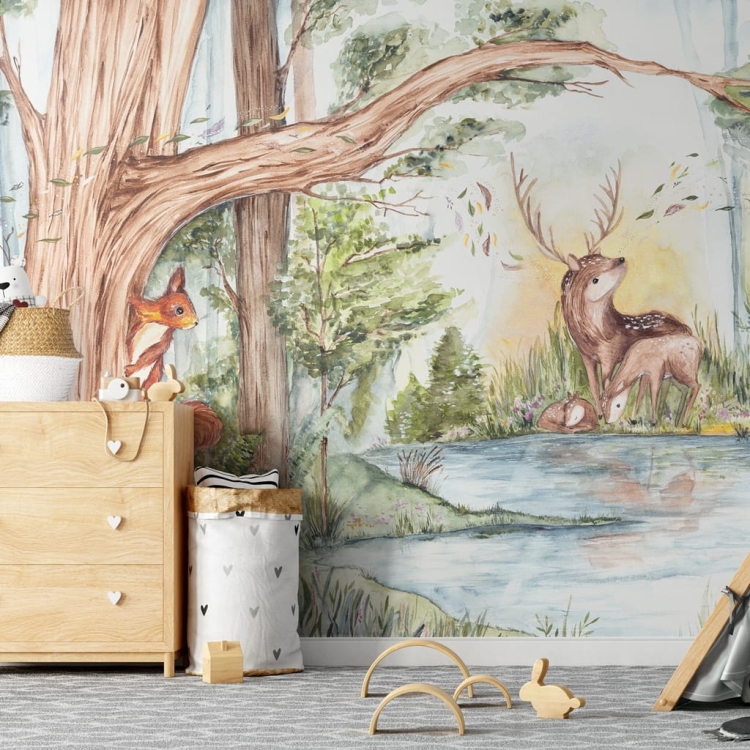 Magiczne leśne jezioro fototapeta do pokoju dziecięcego ze zwierzątkami