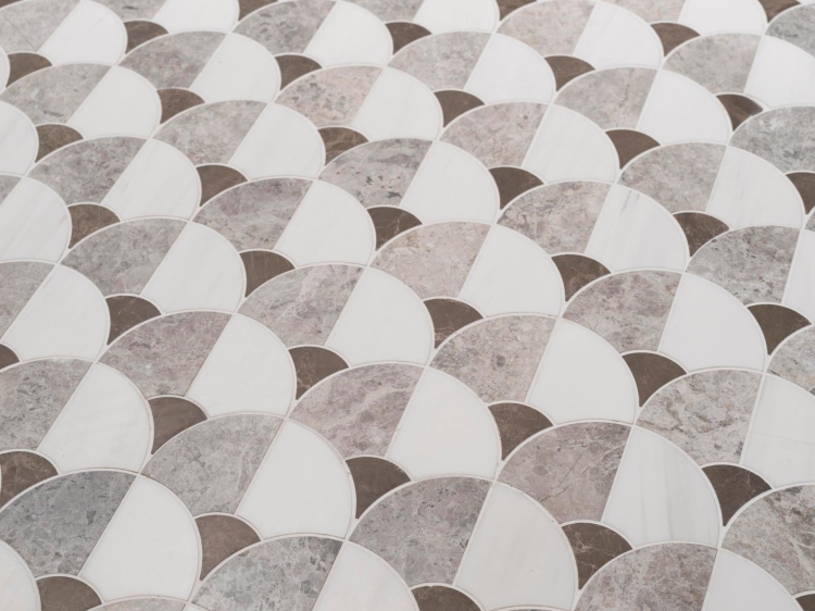 L'Antic Colonial Figure Shell Dark geometryczna mozaika kamienna