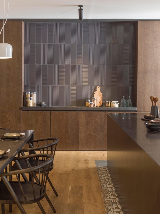 L'Antic Colonial Trend Dark