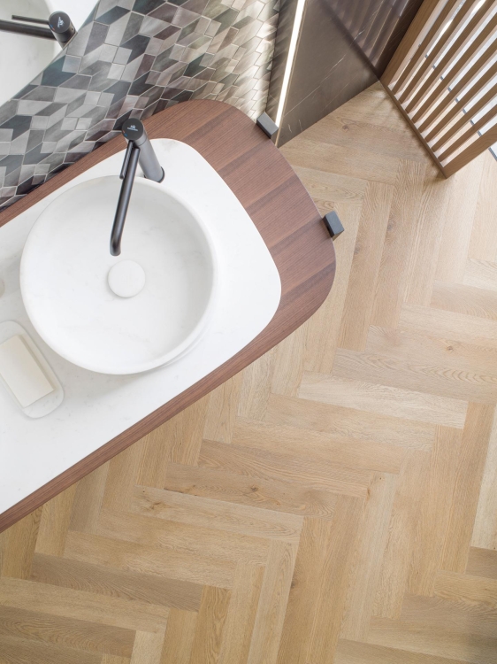 L'Antic Colonial Linkfloor Realm Persia