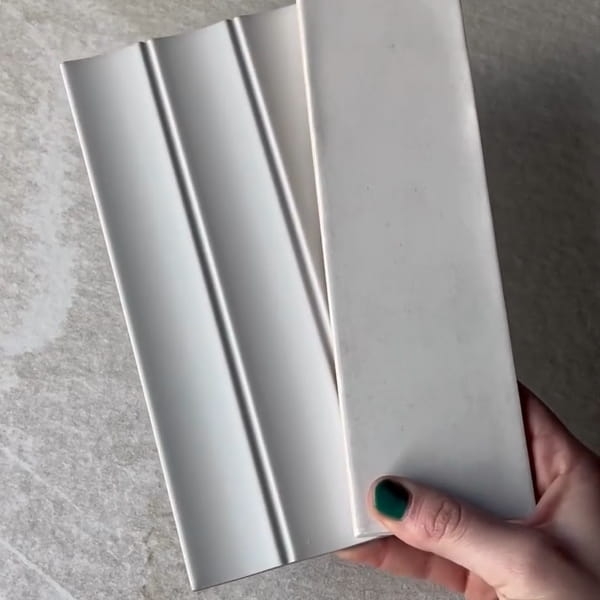 Dune Milano Scala Gesso białe ryflowane płytki