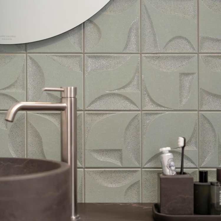 L'Antic Colonial Sails Emerald