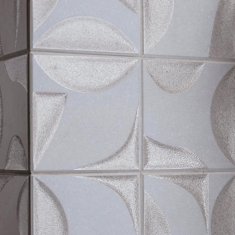 L'Antic Colonial Sails Navy